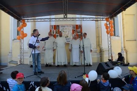 "Псы Господни" "метят" территорию на Невском проспекте