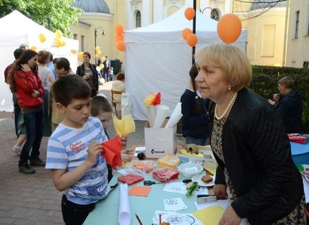 "Псы Господни" "метят" территорию на Невском проспекте