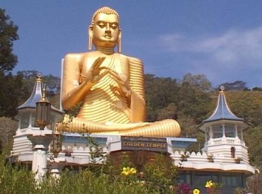 Буддисты Шри-Ланки нападают на других верующих
